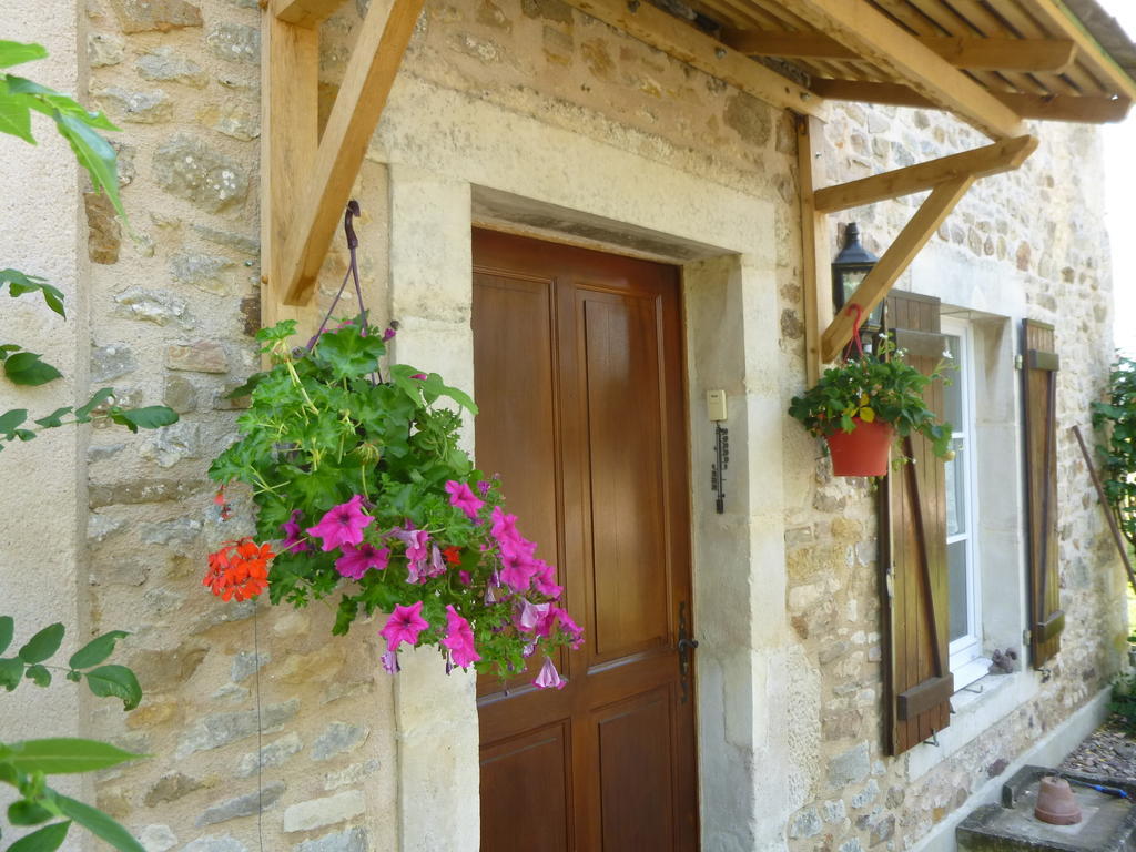 Bed and Breakfast La roulotte de Pommette et Billy à La Hoguette Extérieur photo